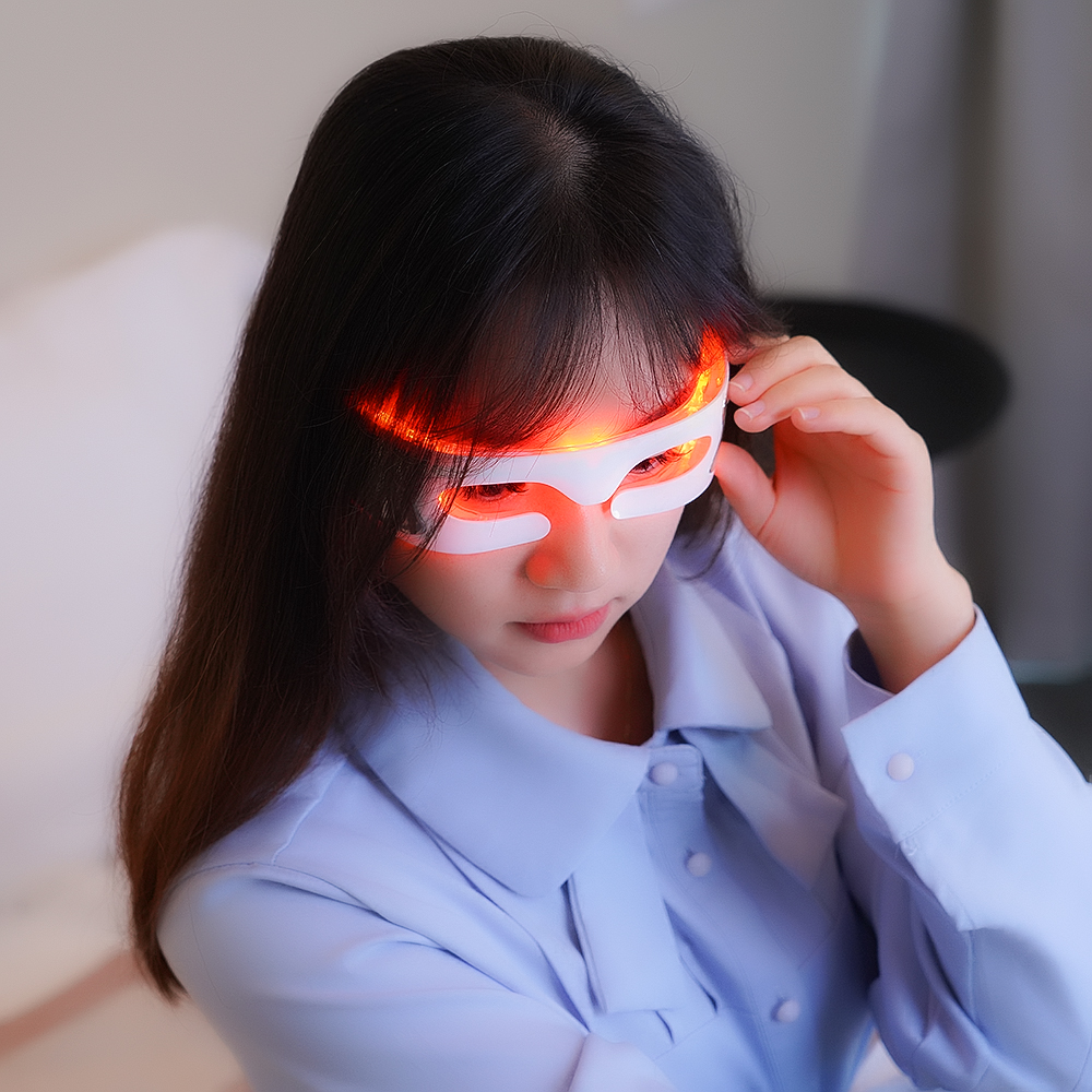 LED Eyecare Mask Device EMS Si - Light Therapy Glasses recensione e prezzo